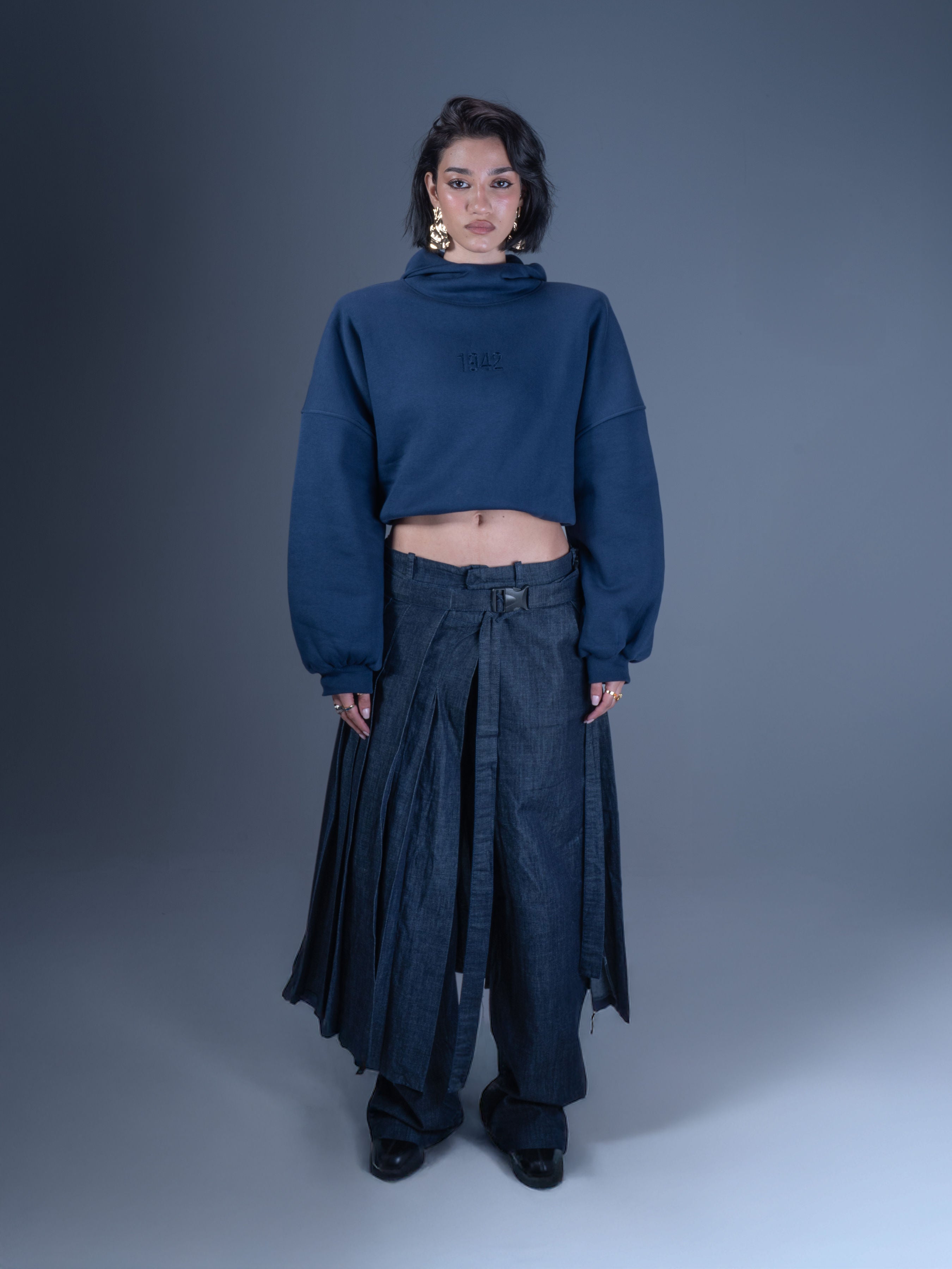 HOUSE HOODIE NO.1942